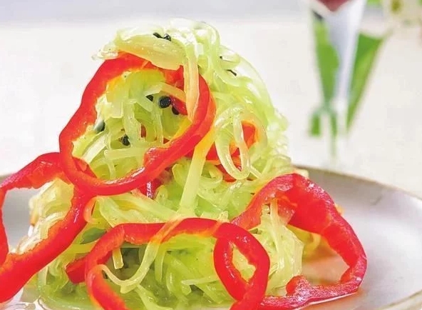 这些小菜配粥吃最好，清爽又开胃